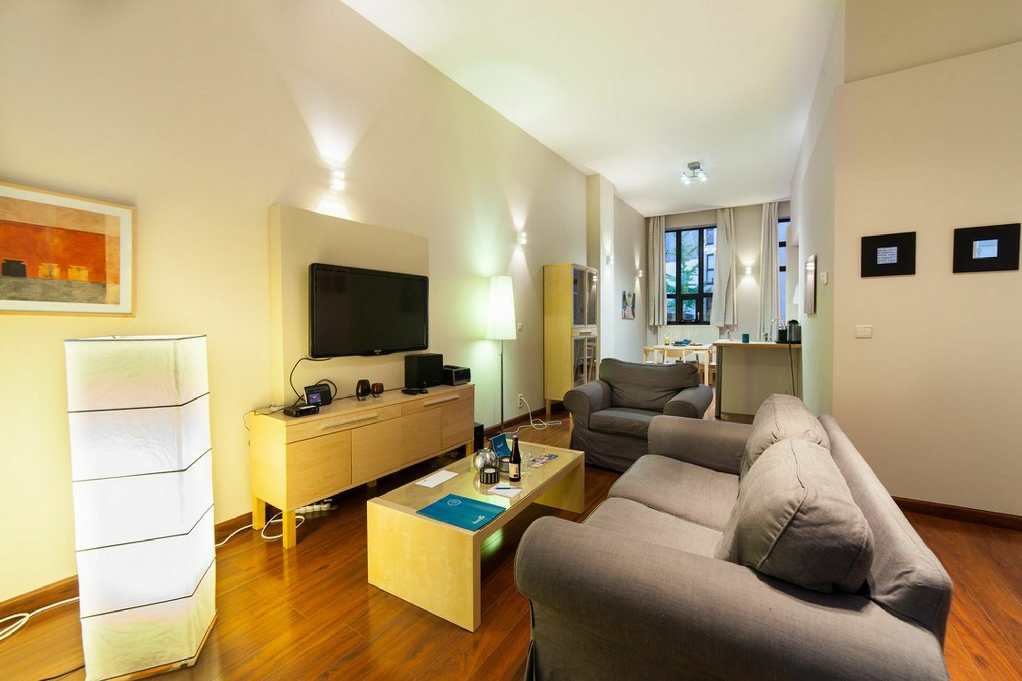 Sweet Inn Apartments - Grand Place Brussel Bagian luar foto