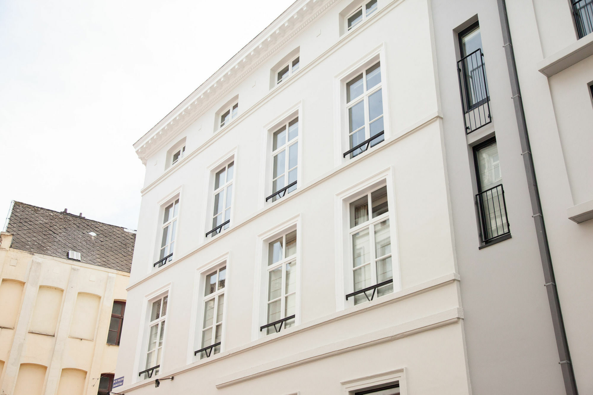 Sweet Inn Apartments - Grand Place Brussel Bagian luar foto